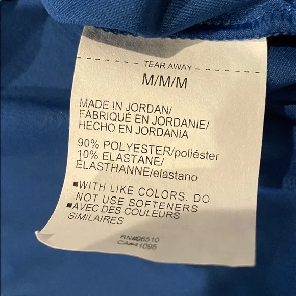 NWT Under Armour Women's Motion Blue Short Sleeve Loose Fit T-Shirt Size Medium - Picture 9 of 9